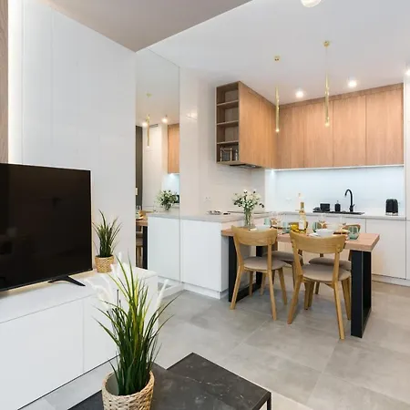 Sobczaka With Parking By Renters Apartament *