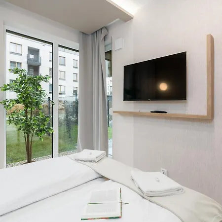 Sobczaka With Parking By Renters